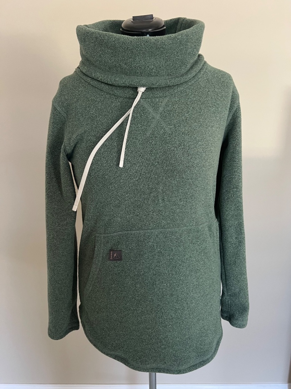 Deso Tallac Funnel Neck Pullover Hodie in Dark Green Women's Size Medium